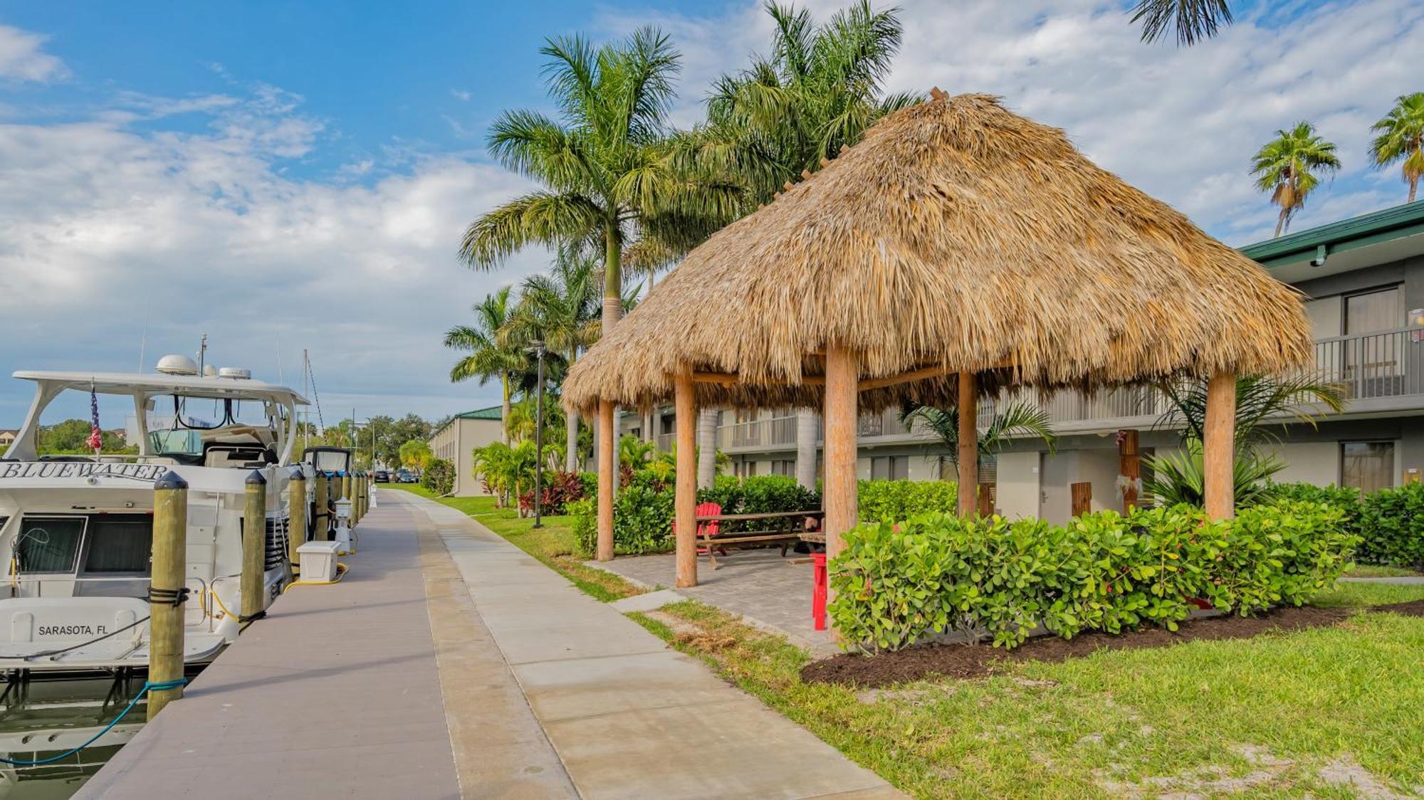 All-New Waterfront With Balcony,Pool,Tiki Bar,Gym 萨拉索塔 外观 照片