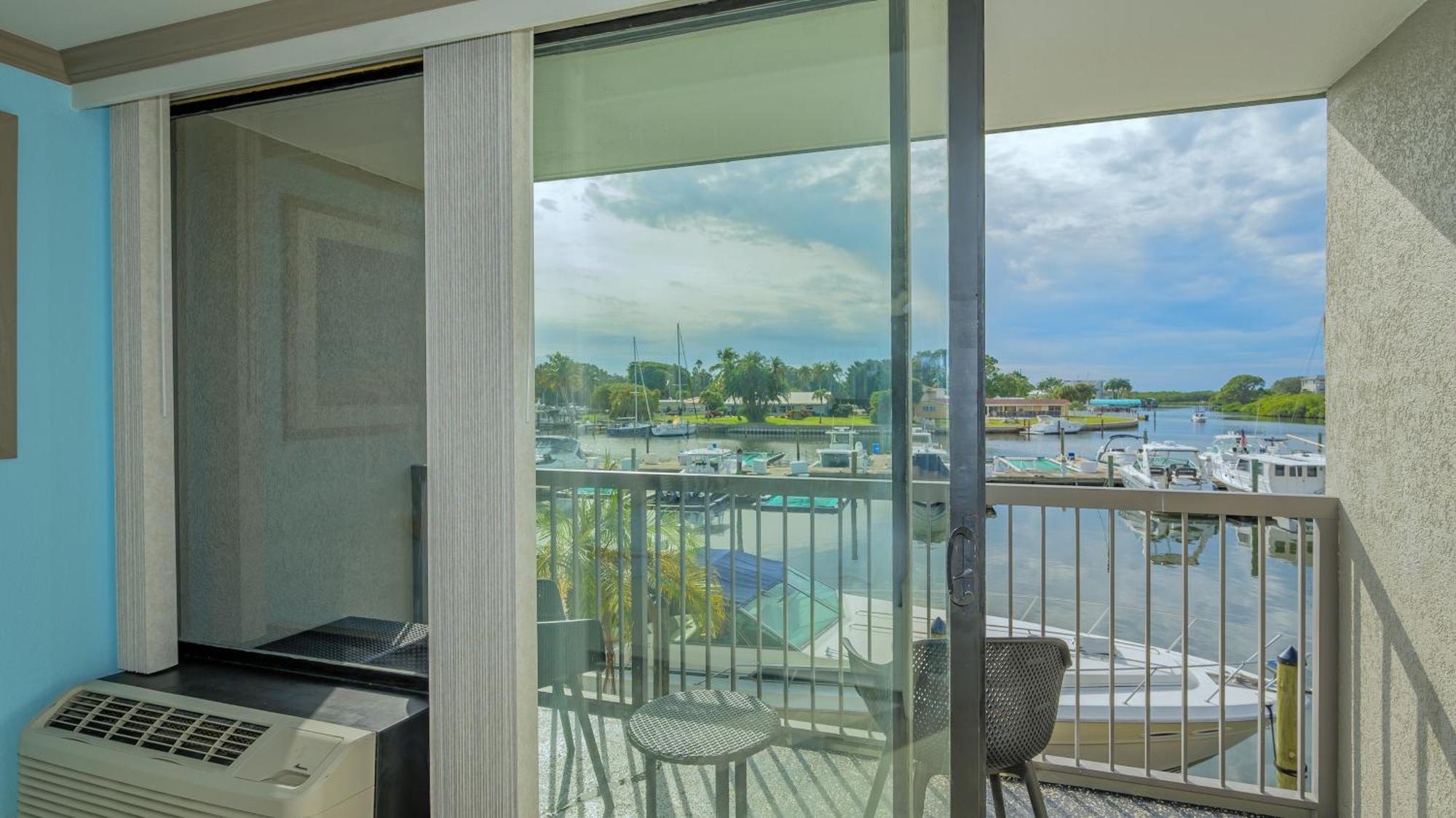 All-New Waterfront With Balcony,Pool,Tiki Bar,Gym 萨拉索塔 外观 照片